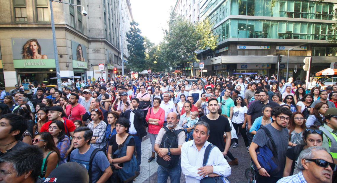 el-final-del-mito-neoliberal-chile-atrapado-entre-deuda-servicios-precarios-y-extractivismo